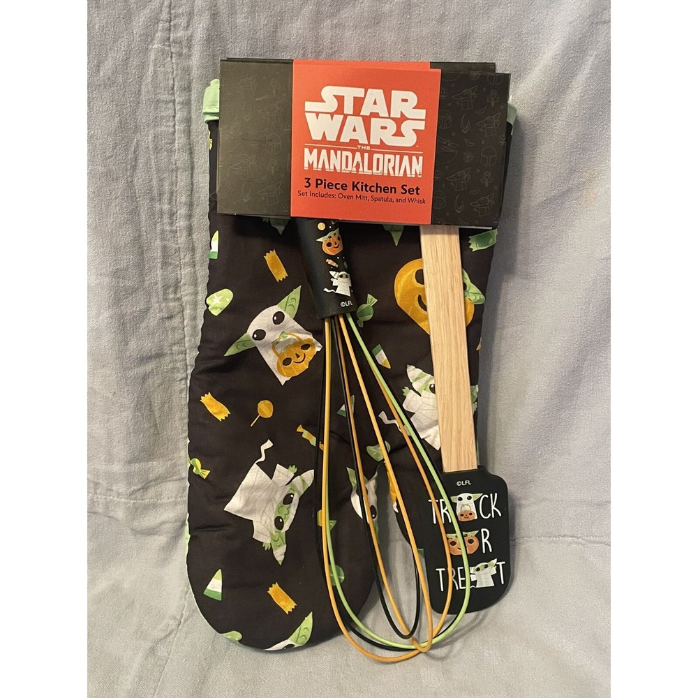 NEW‎ Disney Star Wars the Mandalorian Halloween 3 Piece Kitchen Set